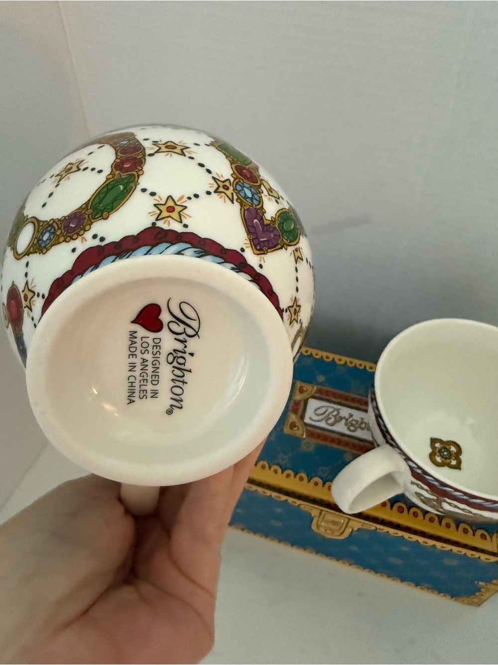 Brighton White Ceramic Mugs with Multicolored Jeweled Chain/ Love Motif - Picture 3 of 10